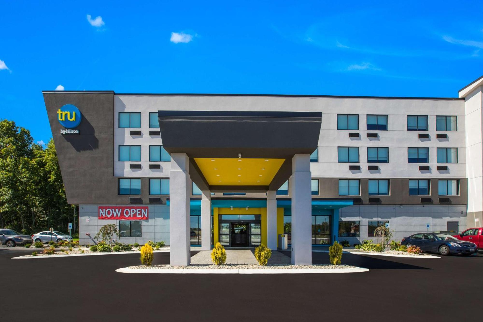 Tru By Hilton Saint Joseph Hotel Stevensville Exterior photo