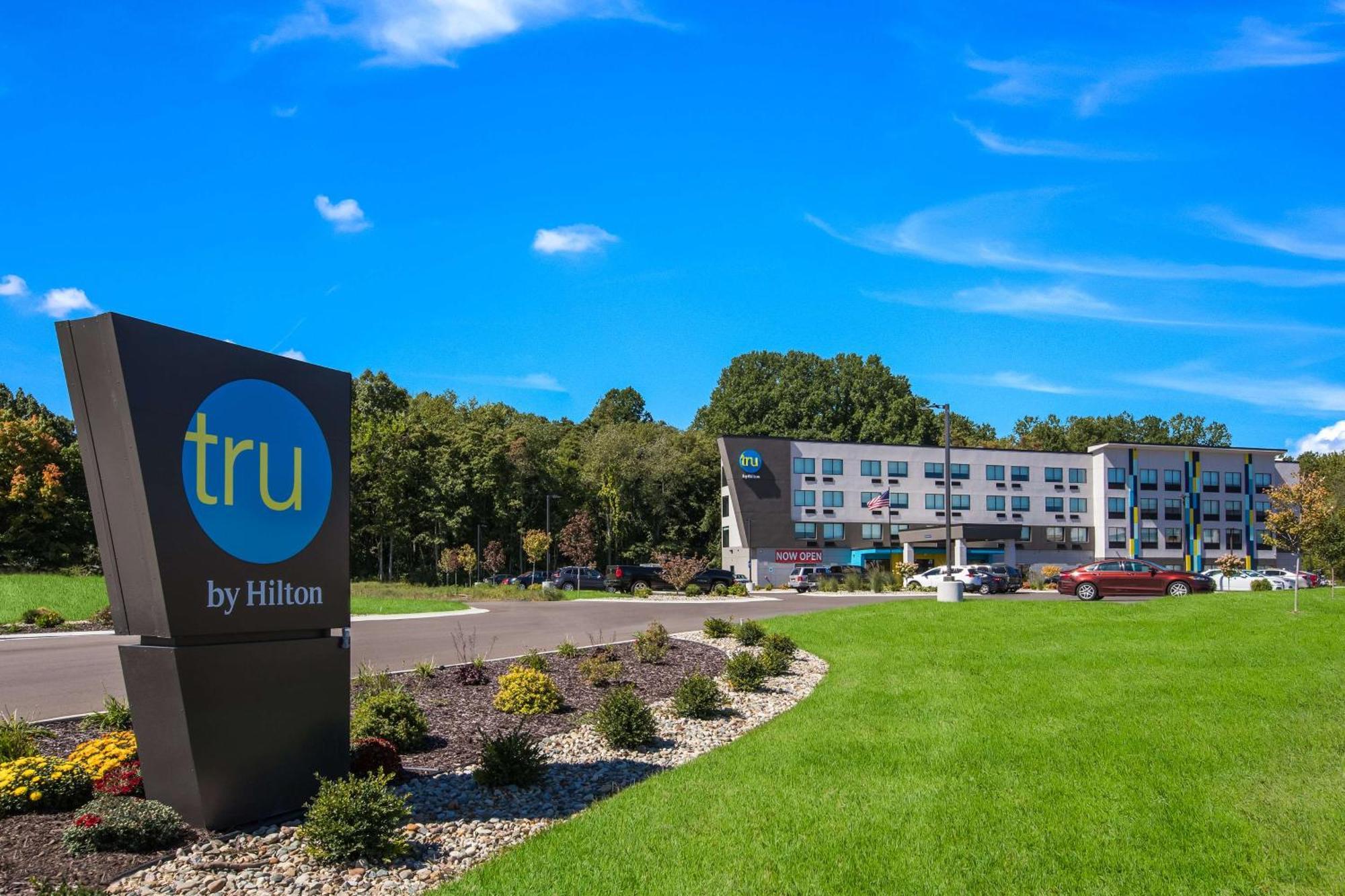 Tru By Hilton Saint Joseph Hotel Stevensville Exterior photo