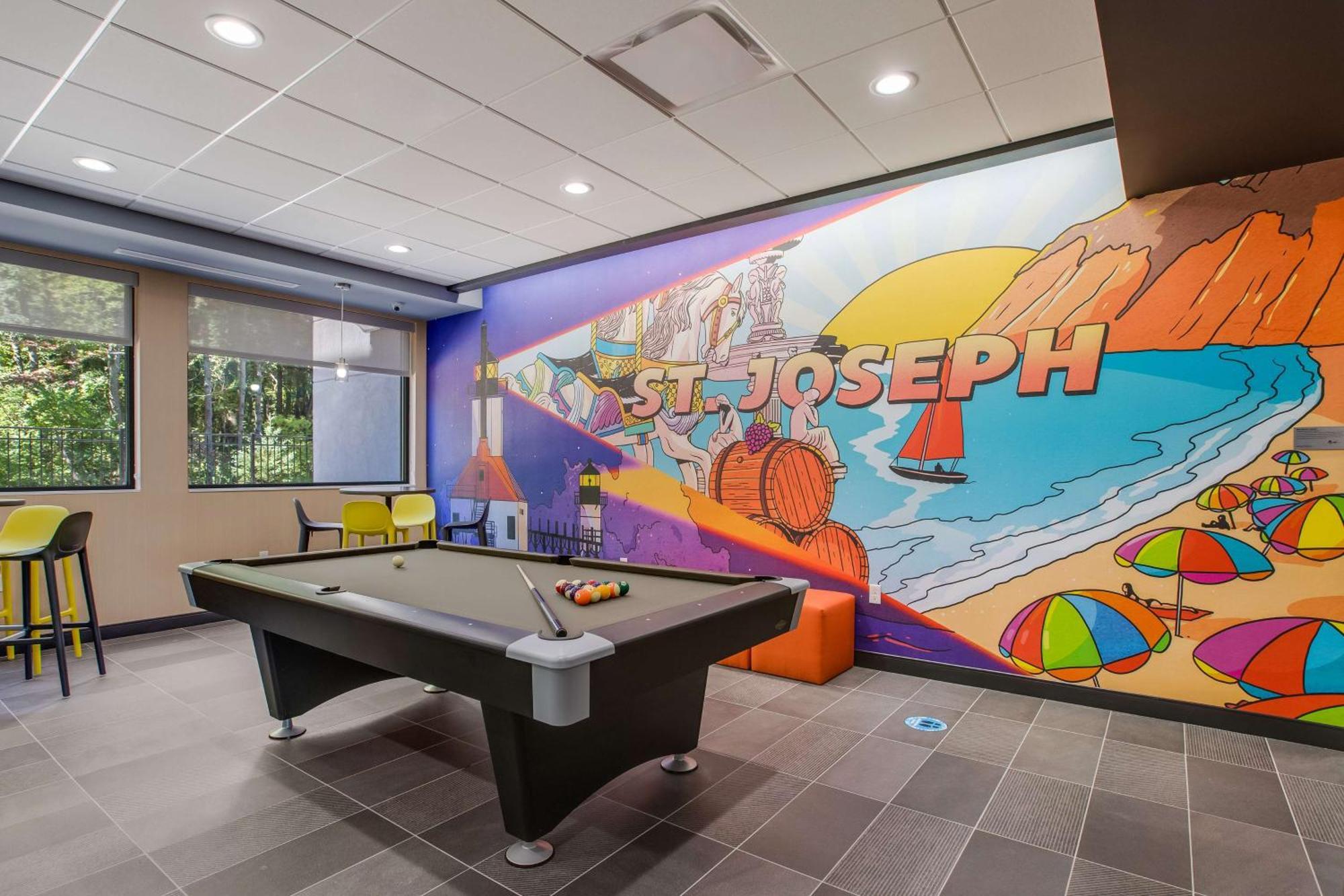 Tru By Hilton Saint Joseph Hotel Stevensville Exterior photo